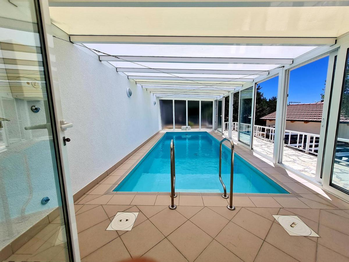Vila Maslina Apartments Mit Pool Und Garten Nahe Am Strand Tučepi Eksteriør billede