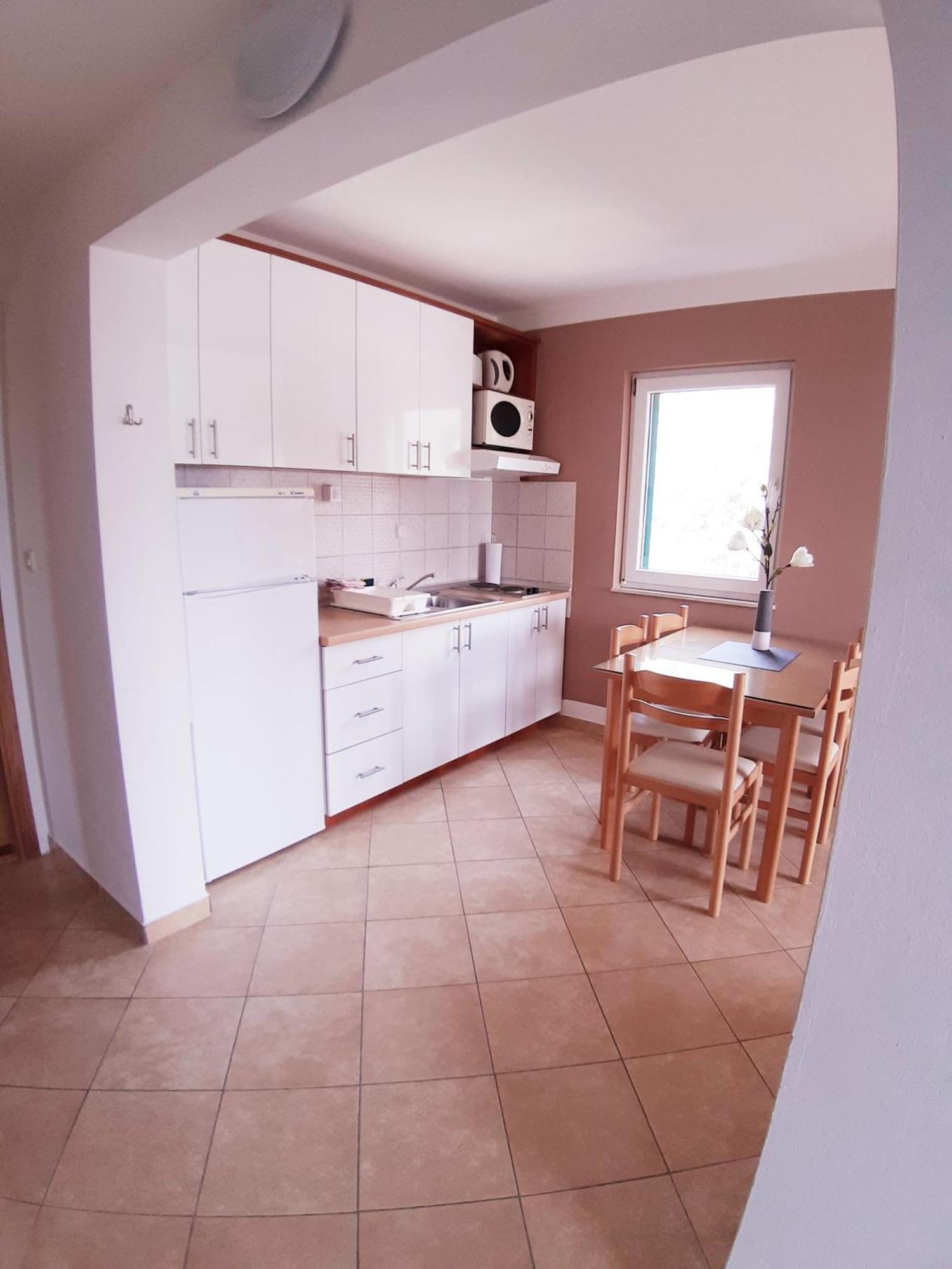 Vila Maslina Apartments Mit Pool Und Garten Nahe Am Strand Tučepi Værelse billede